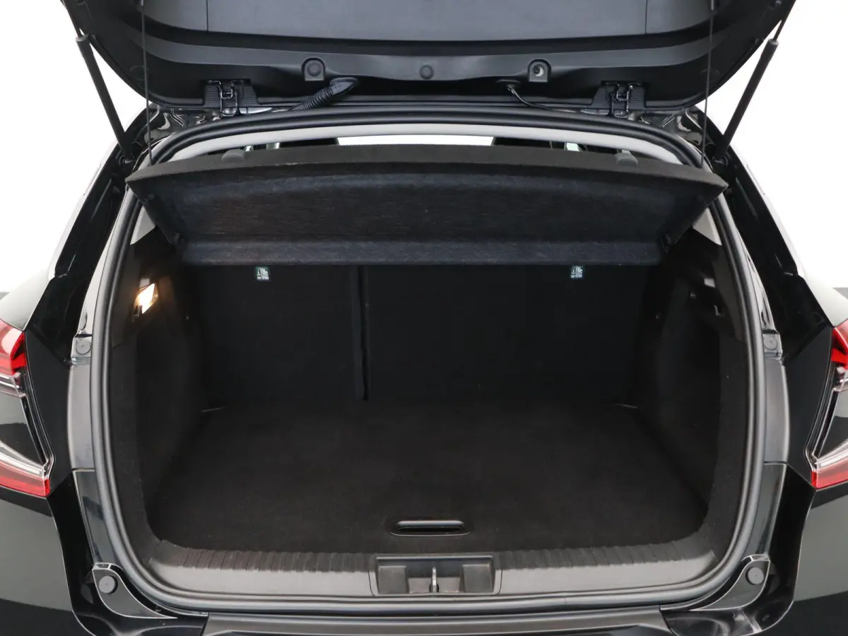 TCe 90pk Intens | Trekhaak | 1e Eigenaar | Climate control | Cruise control | Lichtmetalen velgen 17'' |