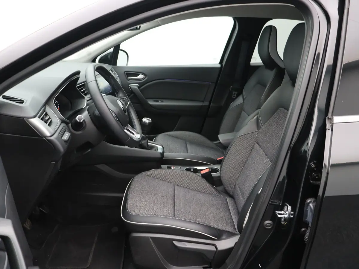 TCe 90pk Intens | Trekhaak | 1e Eigenaar | Climate control | Cruise control | Lichtmetalen velgen 17'' |