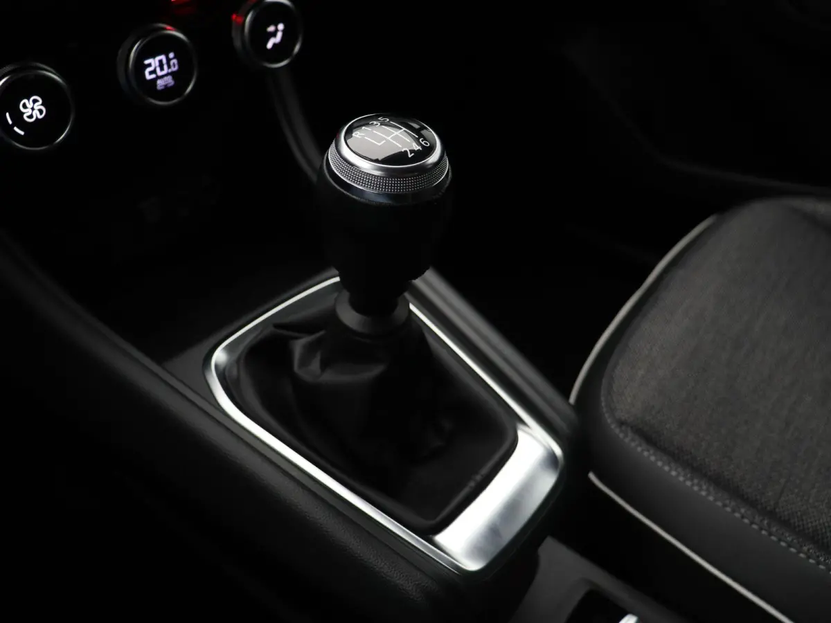TCe 90pk Intens | Trekhaak | 1e Eigenaar | Climate control | Cruise control | Lichtmetalen velgen 17'' |