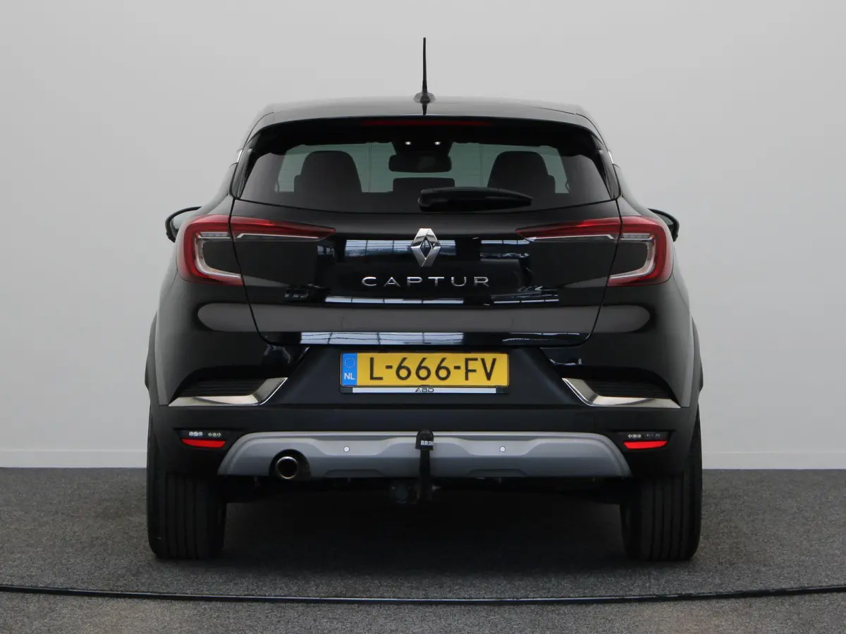 TCe 90pk Intens | Trekhaak | 1e Eigenaar | Climate control | Cruise control | Lichtmetalen velgen 17'' |