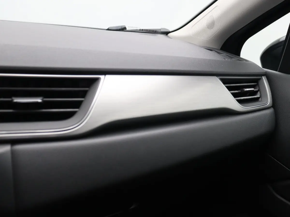 TCe 90pk Intens | Trekhaak | 1e Eigenaar | Climate control | Cruise control | Lichtmetalen velgen 17'' |