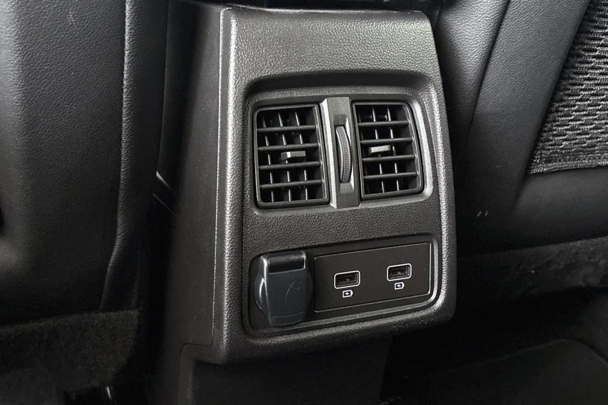 1.0 TCe 90 Techno Navigatie Achteruitrijcamera Keyless