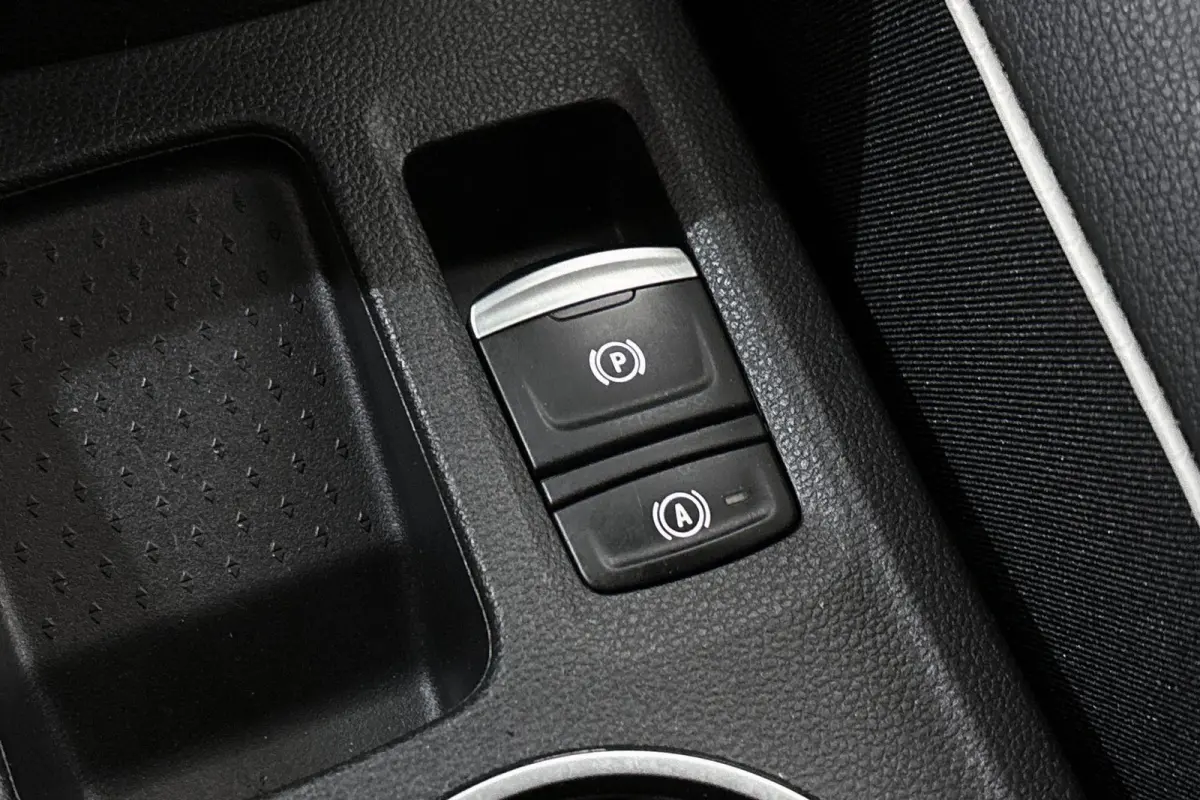 1.0 TCe 90 Techno Navigatie Achteruitrijcamera Keyless