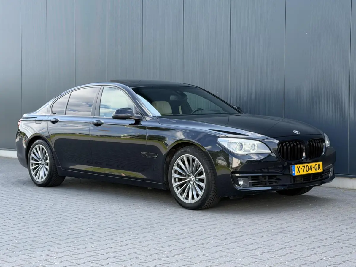 740i Individual Edition Facelift - Schuifdak - Hud - Softclose
