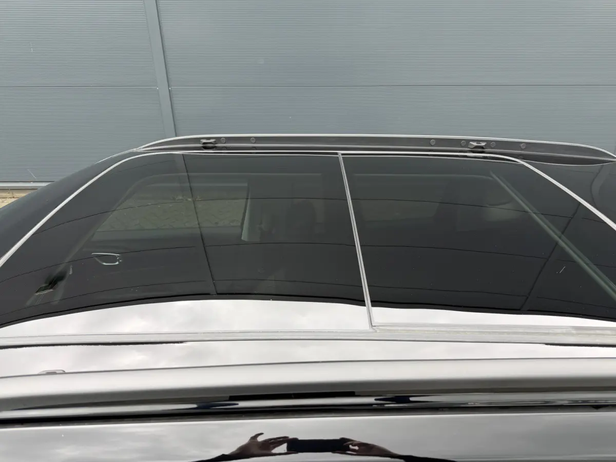 4xe 240 Plug-in Hybrid Summit (Elektrisch Schuifdak - Leder incl verwarming/koeling/geheugen - Elektrische Klep - 360gr Camera - Adaptieve Cruise Controle - 19"- Keyless Entry - LED - 4x4)