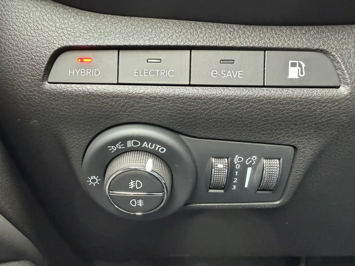 4xe 240 Plug-in Hybrid Summit (Elektrisch Schuifdak - Leder incl verwarming/koeling/geheugen - Elektrische Klep - 360gr Camera - Adaptieve Cruise Controle - 19"- Keyless Entry - LED - 4x4)