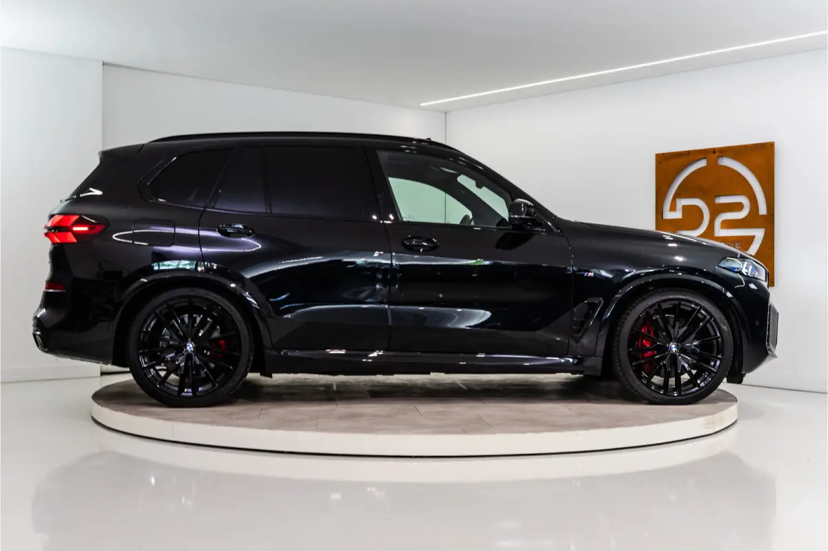 xDrive50e M-Sport Pro 490PK | Harman/Kardon | Pano | M Stoelen | Glow | 360 | VOL! Fabrieksgarantie