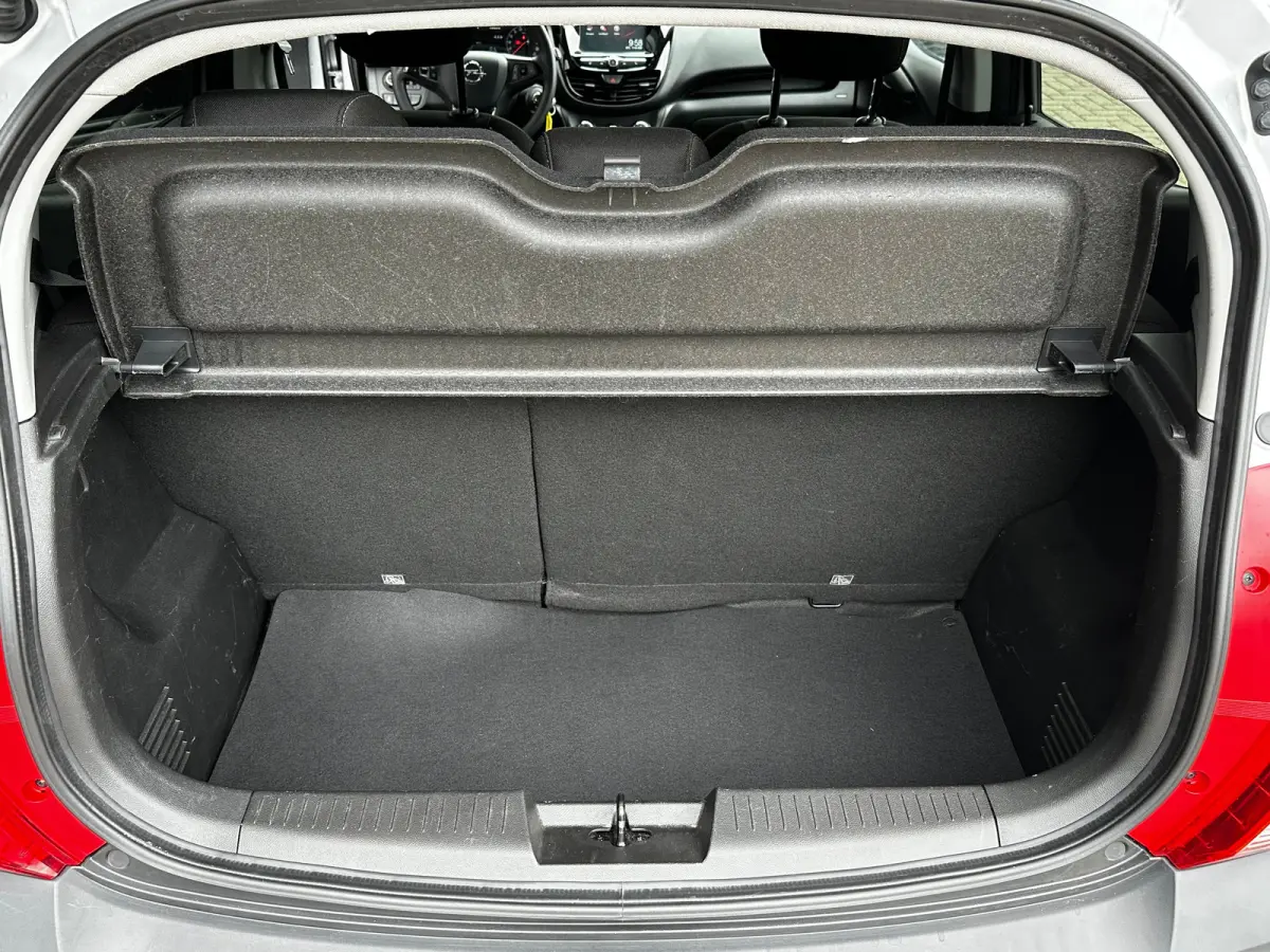 1.0 75 PK Online Edition | APPLE CARPLAY/ANDROID AUTO| PARKEERSENSOREN ACHTER| CRUISE CONTROL| AIRCO| 15" LM-VELGEN| DEALER ONDERHOUDEN|