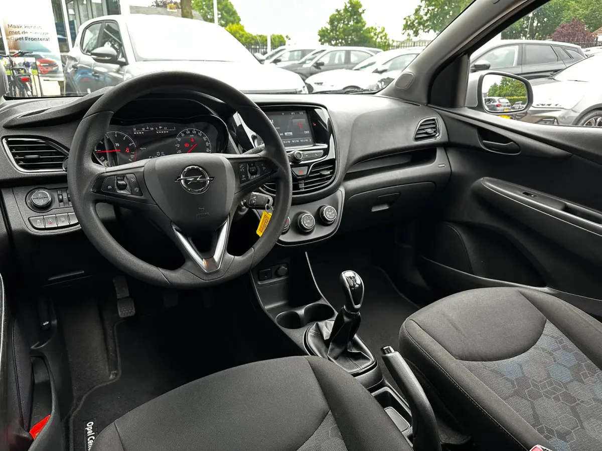 1.0 75 PK Online Edition | APPLE CARPLAY/ANDROID AUTO| PARKEERSENSOREN ACHTER| CRUISE CONTROL| AIRCO| 15" LM-VELGEN| DEALER ONDERHOUDEN|
