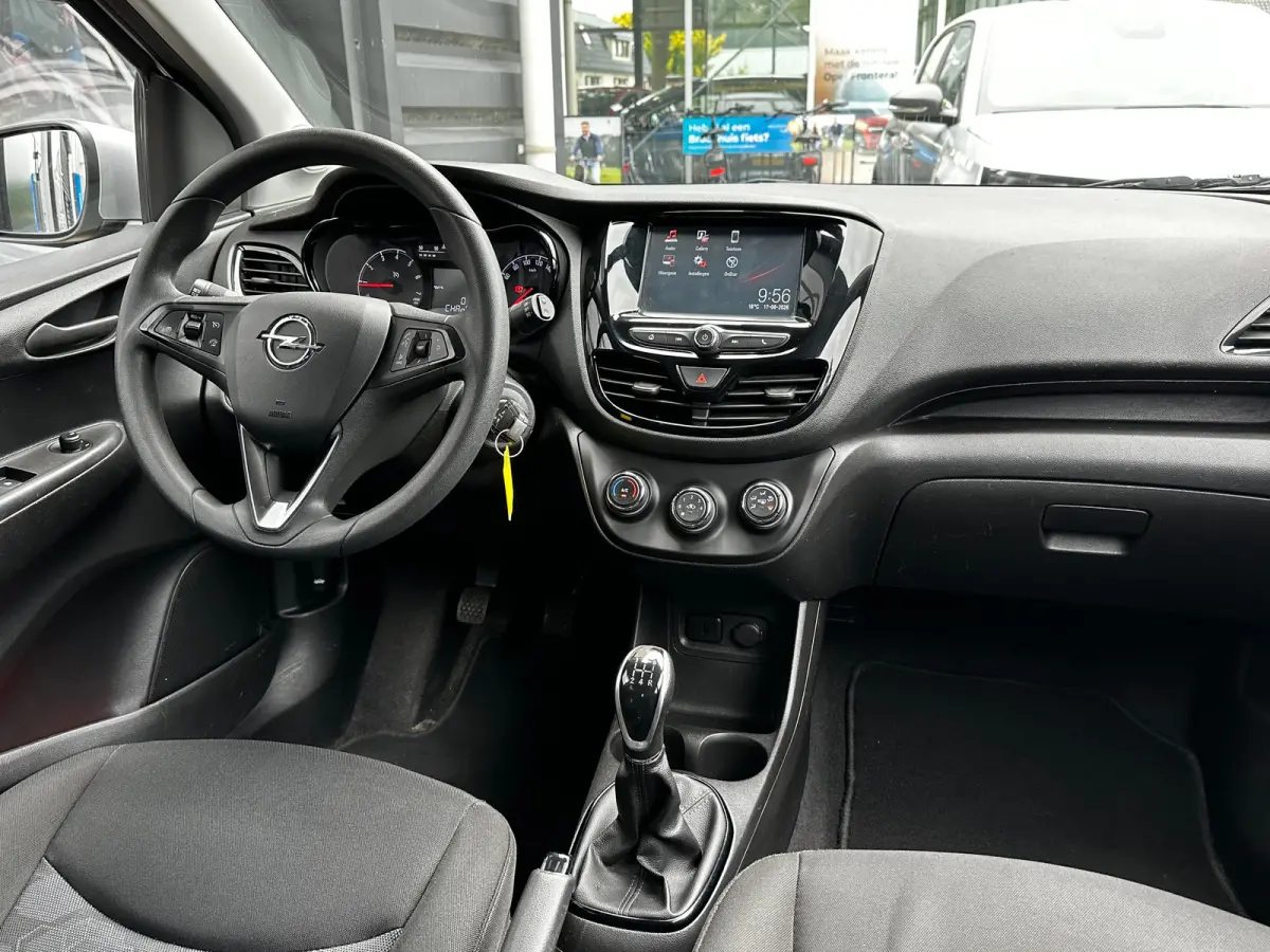 1.0 75 PK Online Edition | APPLE CARPLAY/ANDROID AUTO| PARKEERSENSOREN ACHTER| CRUISE CONTROL| AIRCO| 15" LM-VELGEN| DEALER ONDERHOUDEN|