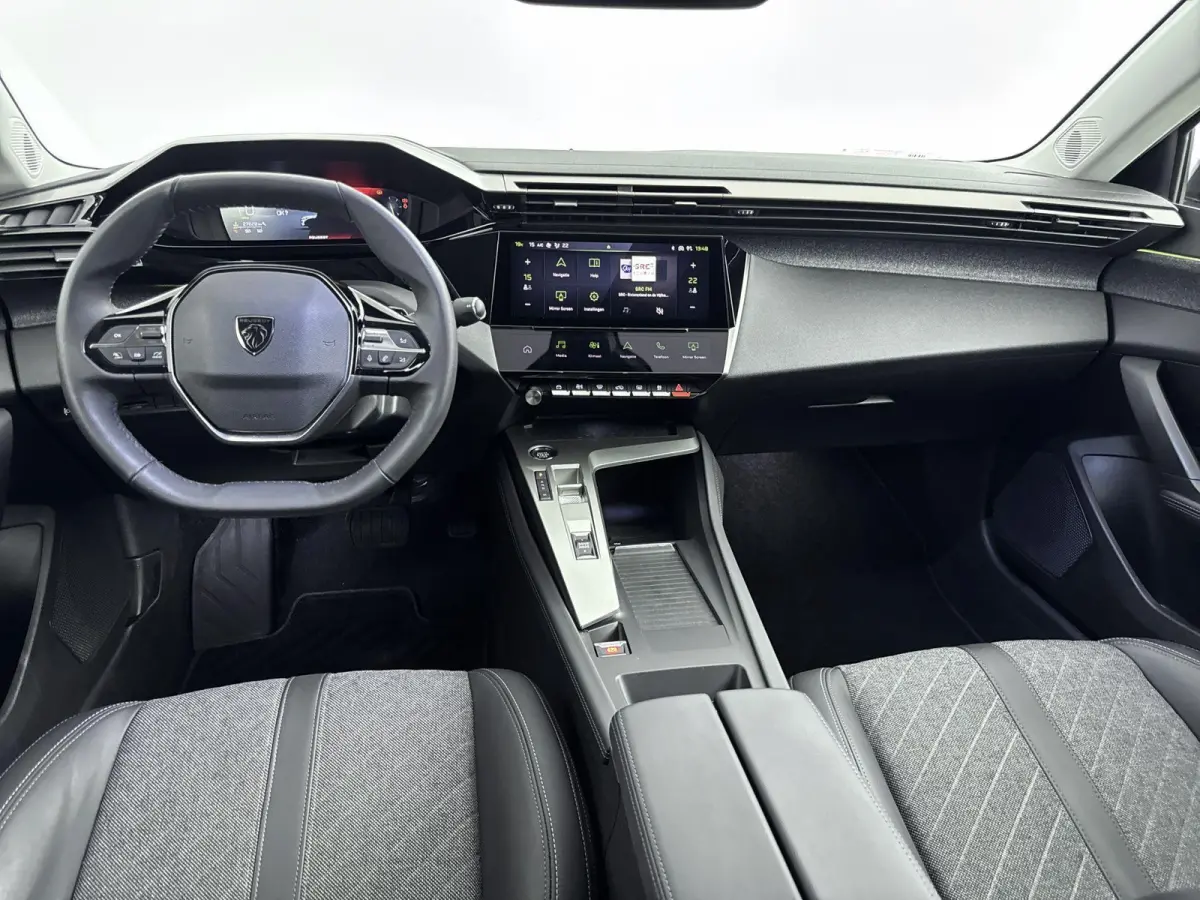 Automaat 130pk Allure Pack | Navigatie | CarPlay | All Season Banden | LED Koplampen | Stoelverwarming