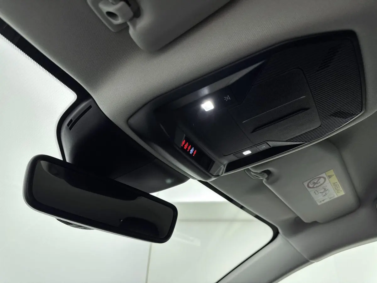 Automaat 130pk Allure Pack | Navigatie | CarPlay | All Season Banden | LED Koplampen | Stoelverwarming
