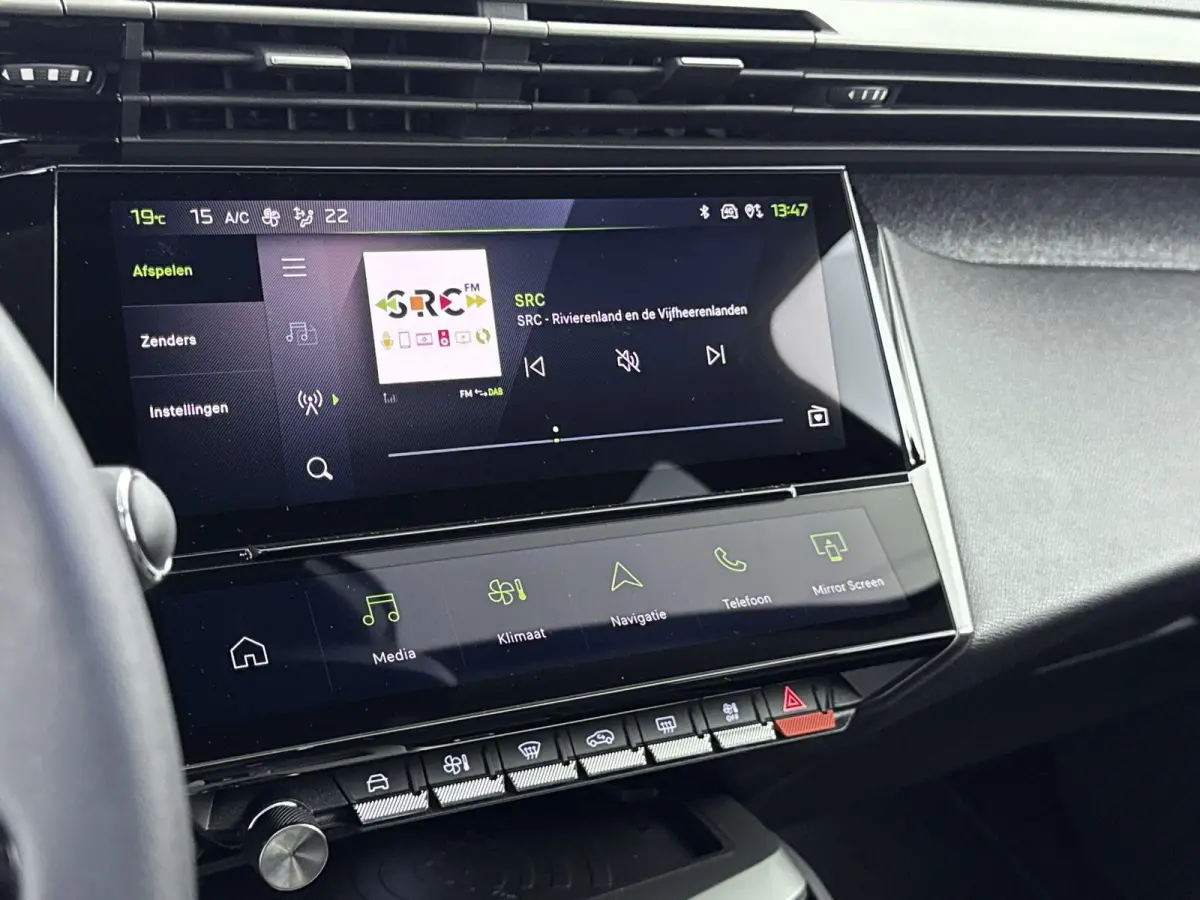 Automaat 130pk Allure Pack | Navigatie | CarPlay | All Season Banden | LED Koplampen | Stoelverwarming