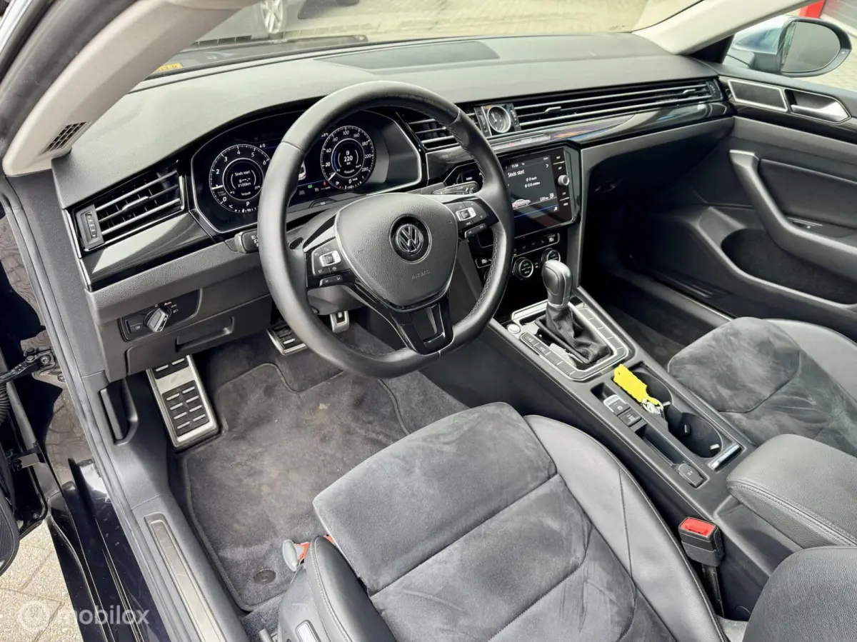 1.5 TSI Business R-Line