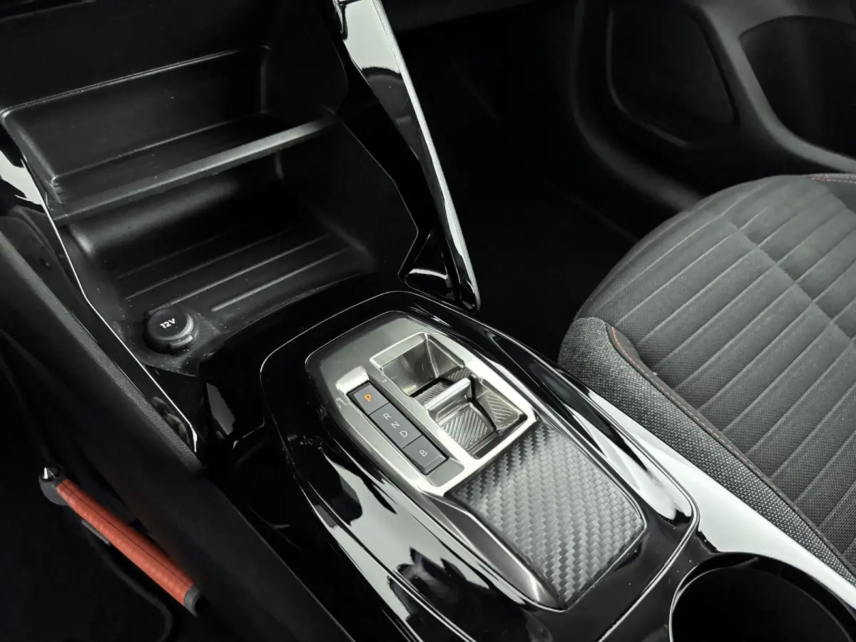 136pk EV 50 kWh Active | Accu 93% | CarPlay | Climate Control | Stoelverwarming | Cruise Control | Keyless Start