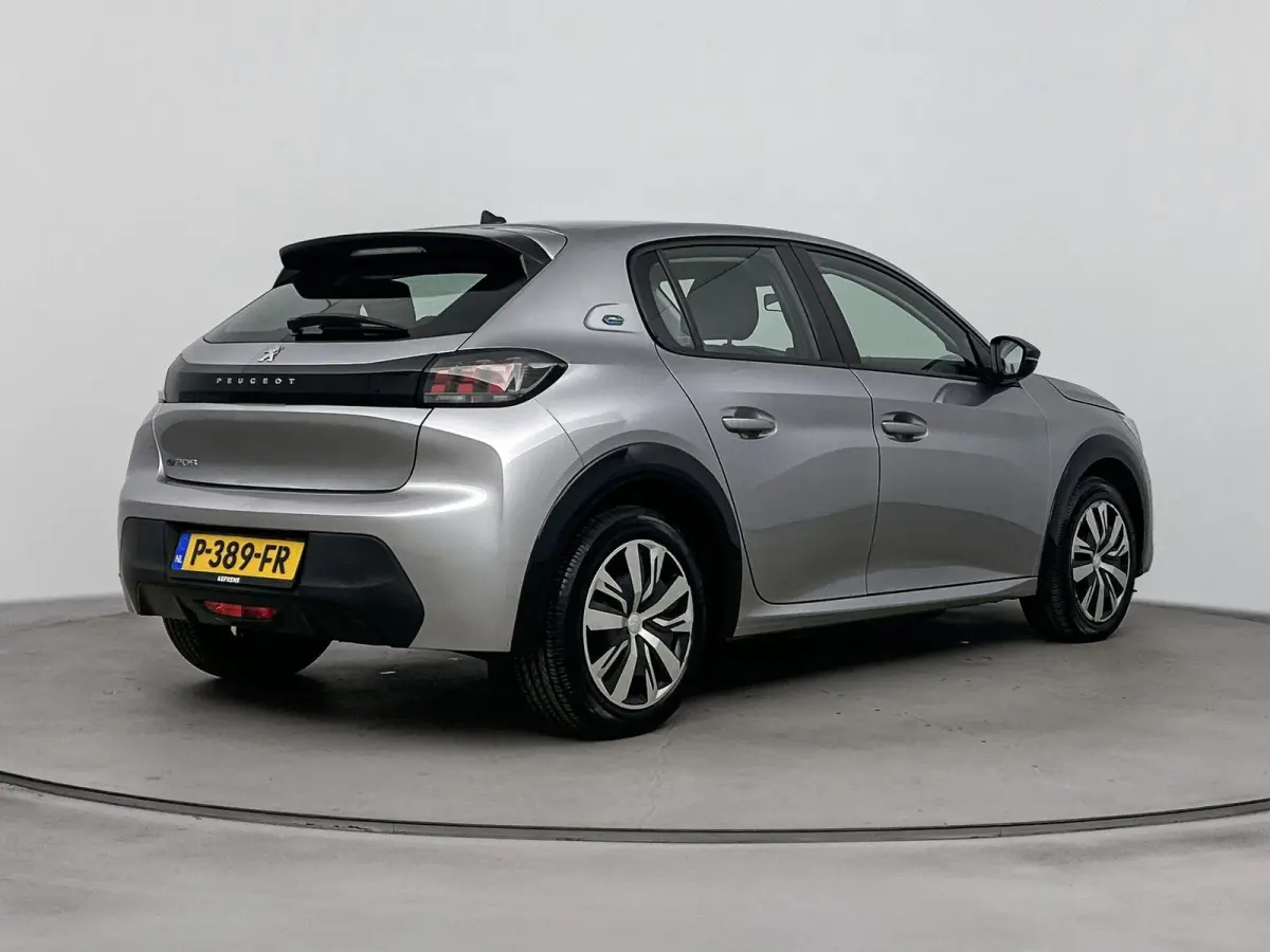 136pk EV 50 kWh Active | Accu 93% | CarPlay | Climate Control | Stoelverwarming | Cruise Control | Keyless Start