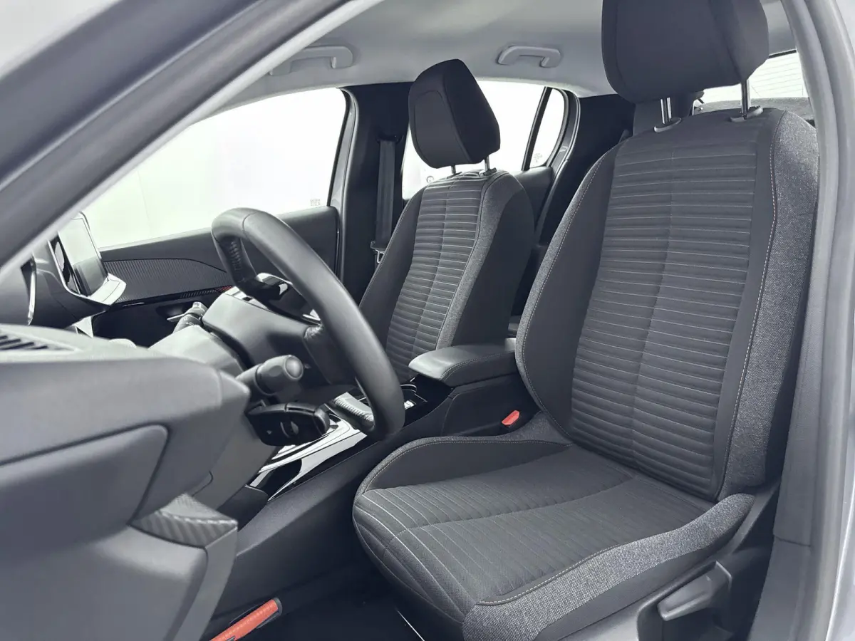 136pk EV 50 kWh Active | Accu 93% | CarPlay | Climate Control | Stoelverwarming | Cruise Control | Keyless Start