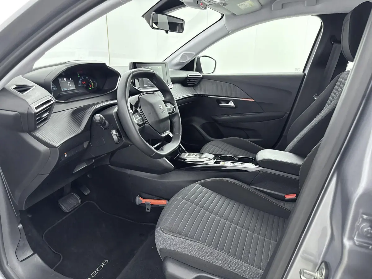 136pk EV 50 kWh Active | Accu 93% | CarPlay | Climate Control | Stoelverwarming | Cruise Control | Keyless Start