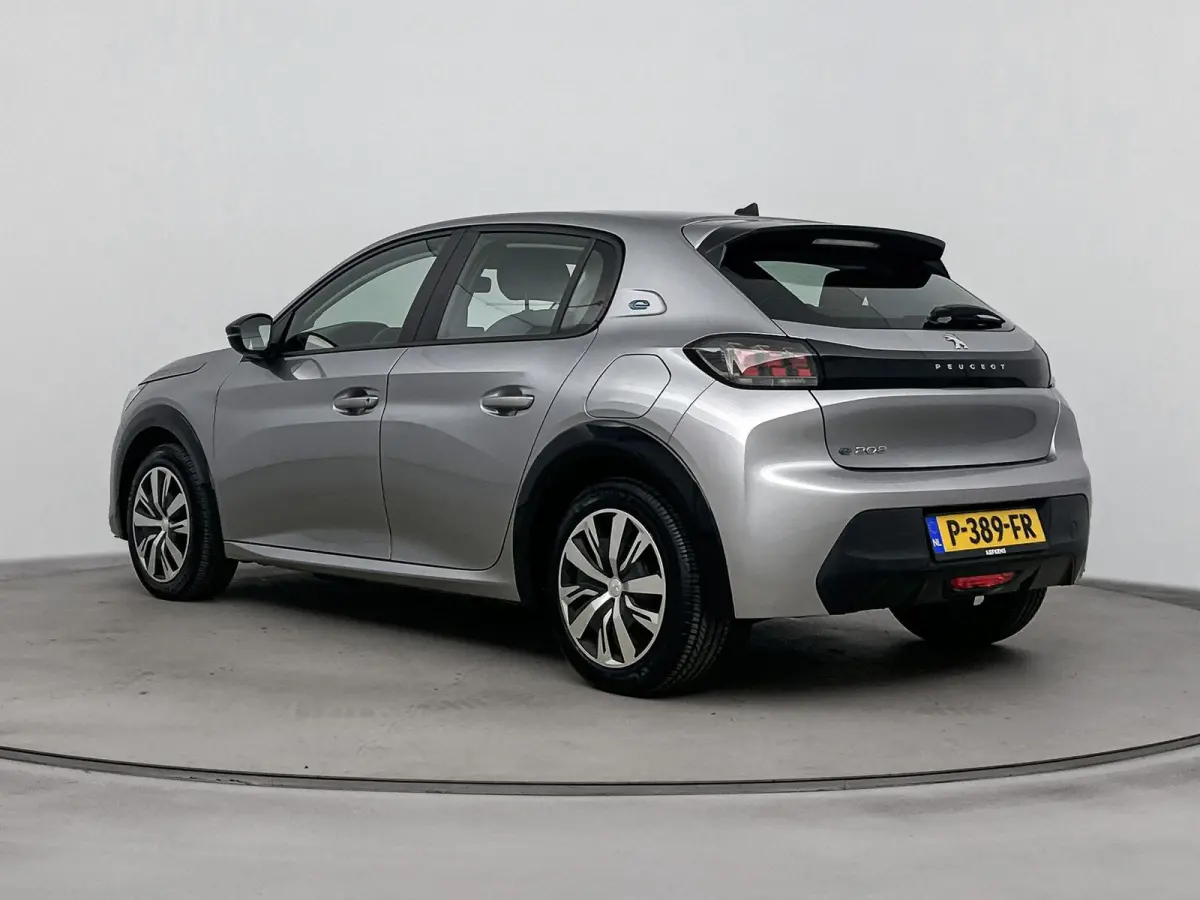 136pk EV 50 kWh Active | Accu 93% | CarPlay | Climate Control | Stoelverwarming | Cruise Control | Keyless Start