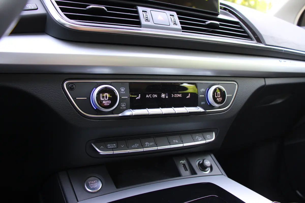 50 TFSI e Pro Line | NL-AUTO! | 1E EIGENAAR! | CRUISE | LED | LANE ASSIST | PARK SENS | ELEKTR. ACHTERKLEP | CLIMA | APPLE CARPLAY/ANDROID AUTO