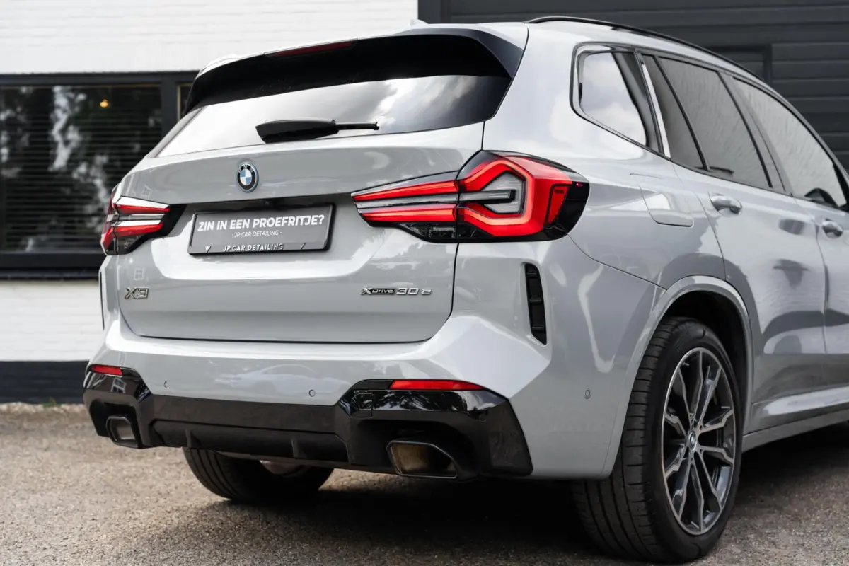 XDrive30e M-sport Brooklyn Grau Pano LASER HUD Memory