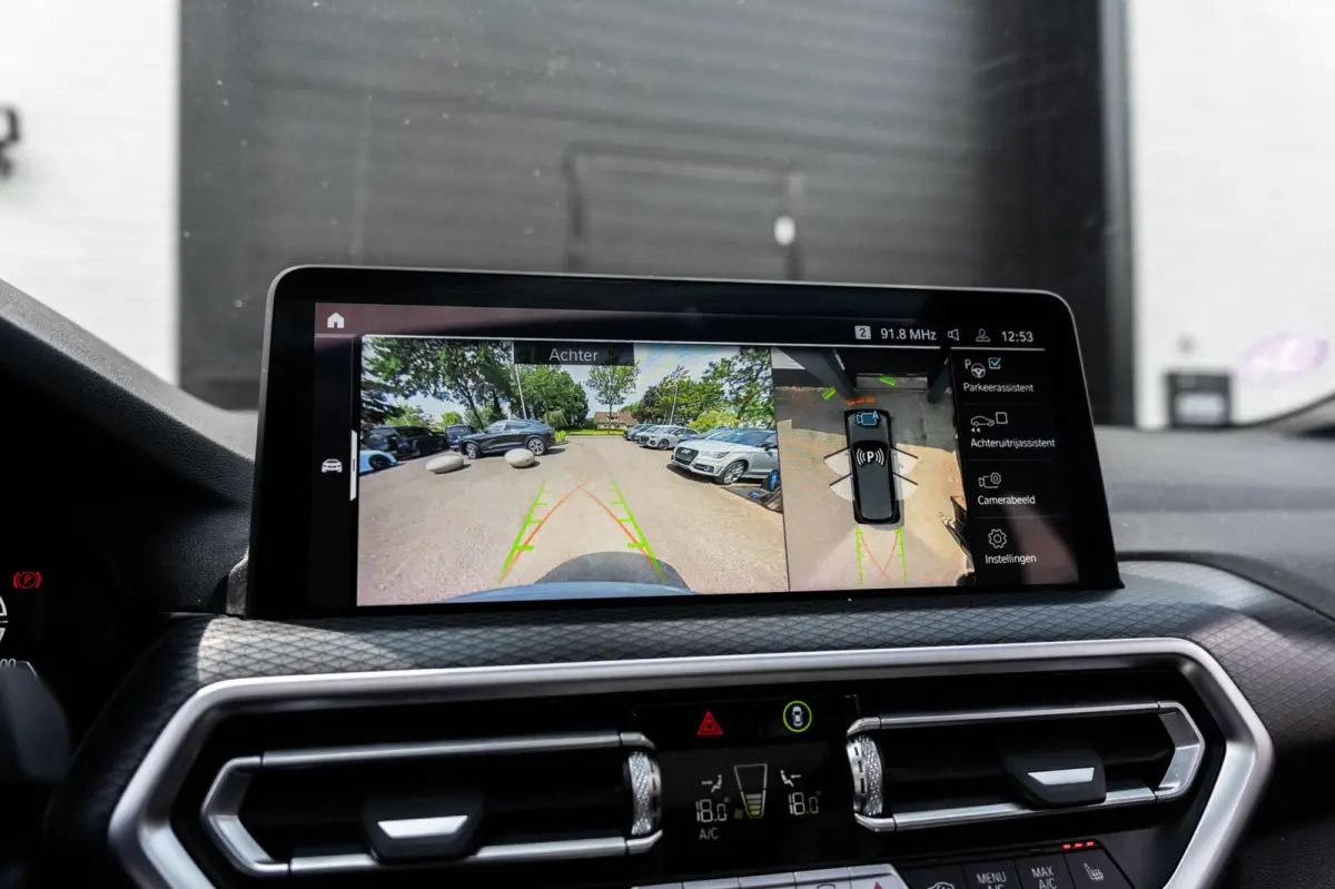 XDrive30e M-sport Brooklyn Grau Pano LASER HUD Memory