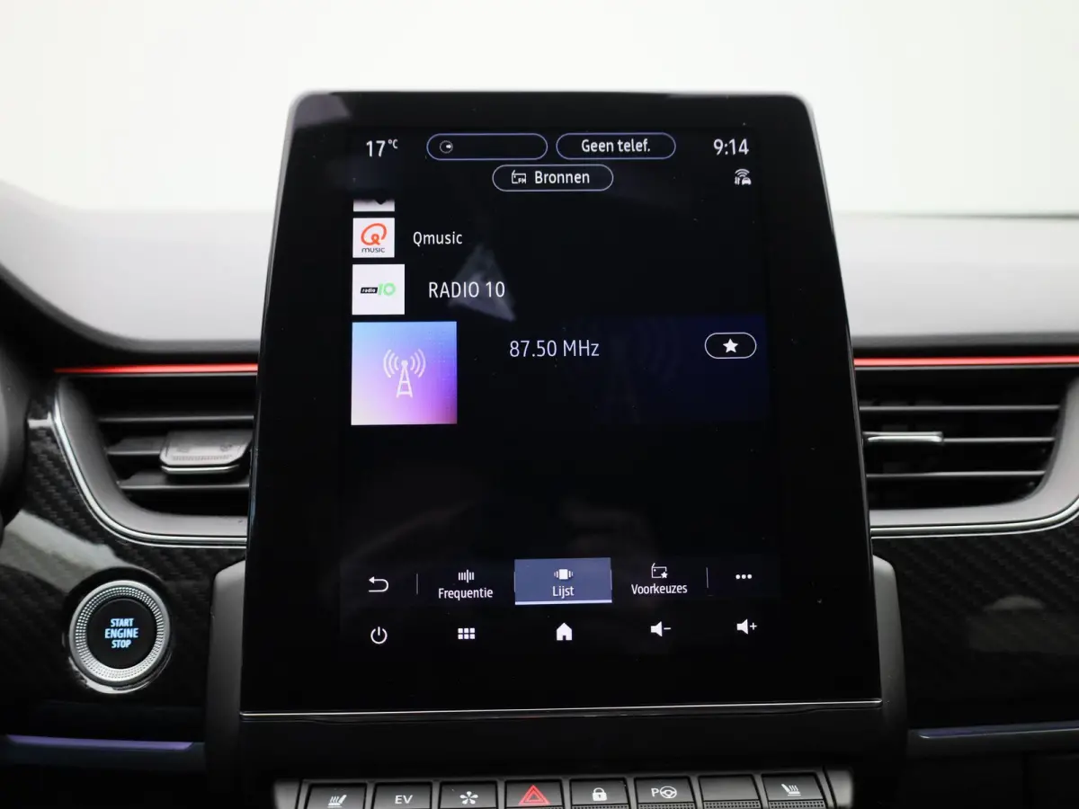 1.6 E-TECH 145Pk Hybrid R.S. Line | Navigatie & Apple & Android Carplay | Bose Geluid | Parkeersensoren & Camera | Climate Control | 10" TFT Kleurenscherm | Stoel & Stuur verwarming | Adapti