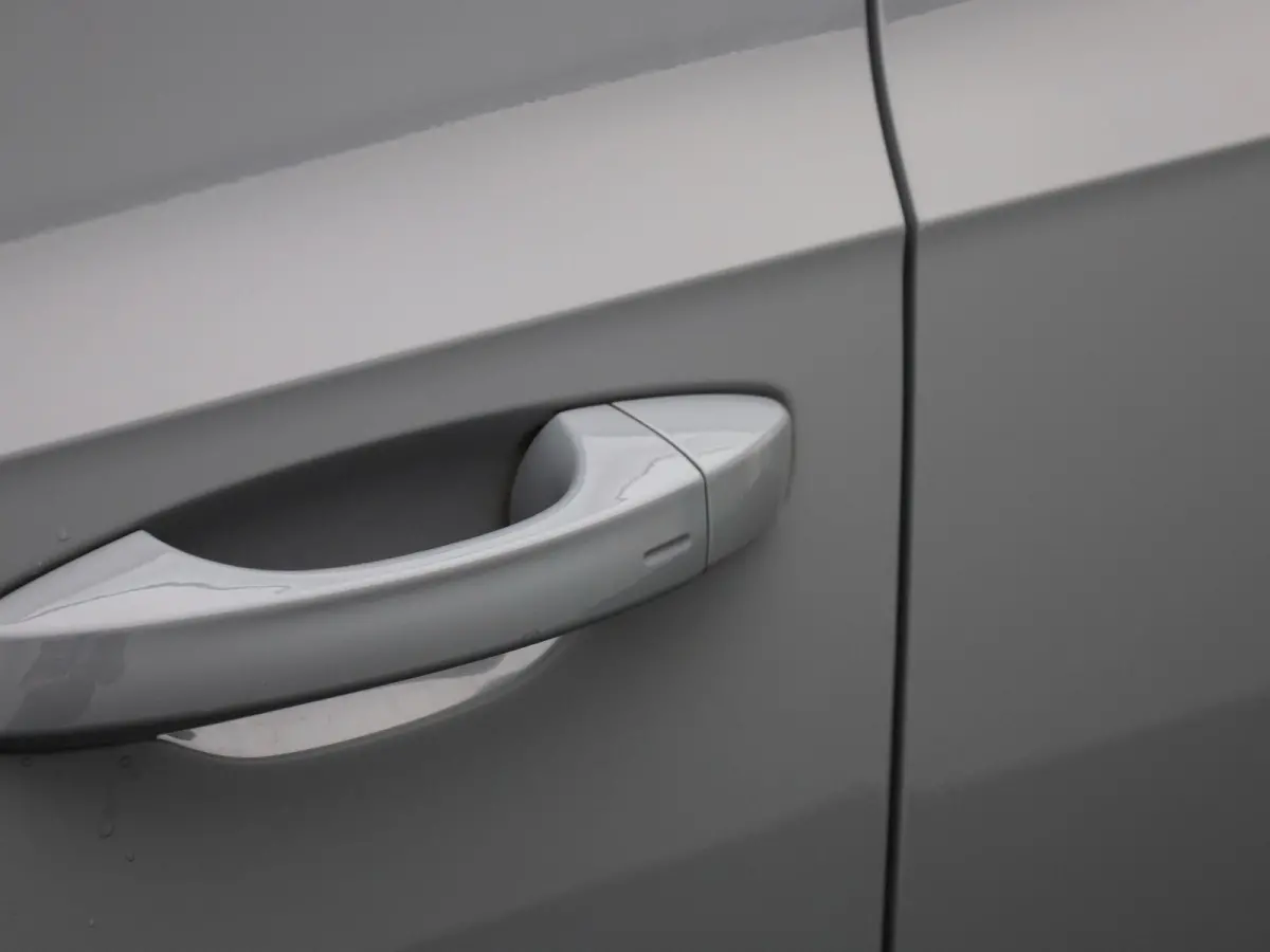 2.0 TSI R-Line Business+ 190 PK < Automaat | R-line exterieur | R-line interieur | Navigatie | Apple Carplay | Android Auto | Panoramadak | Schuifdak | LED Matrix | Lichtmetalen velgen | Cli