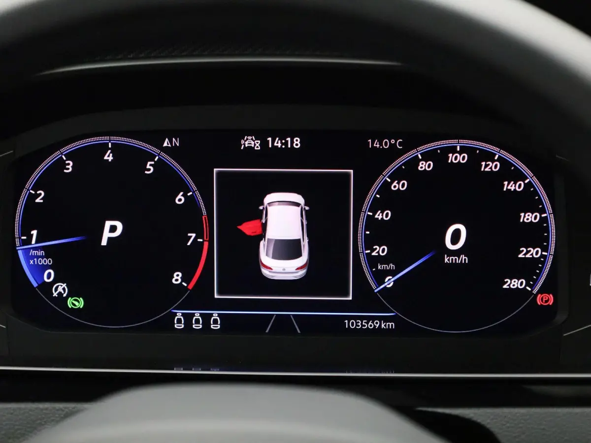 2.0 TSI R-Line Business+ 190 PK < Automaat | R-line exterieur | R-line interieur | Navigatie | Apple Carplay | Android Auto | Panoramadak | Schuifdak | LED Matrix | Lichtmetalen velgen | Cli