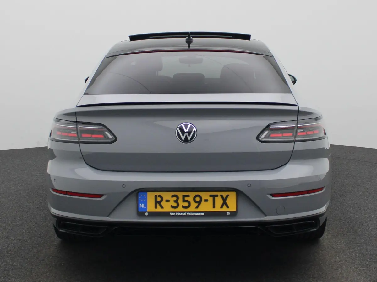 2.0 TSI R-Line Business+ 190 PK < Automaat | R-line exterieur | R-line interieur | Navigatie | Apple Carplay | Android Auto | Panoramadak | Schuifdak | LED Matrix | Lichtmetalen velgen | Cli