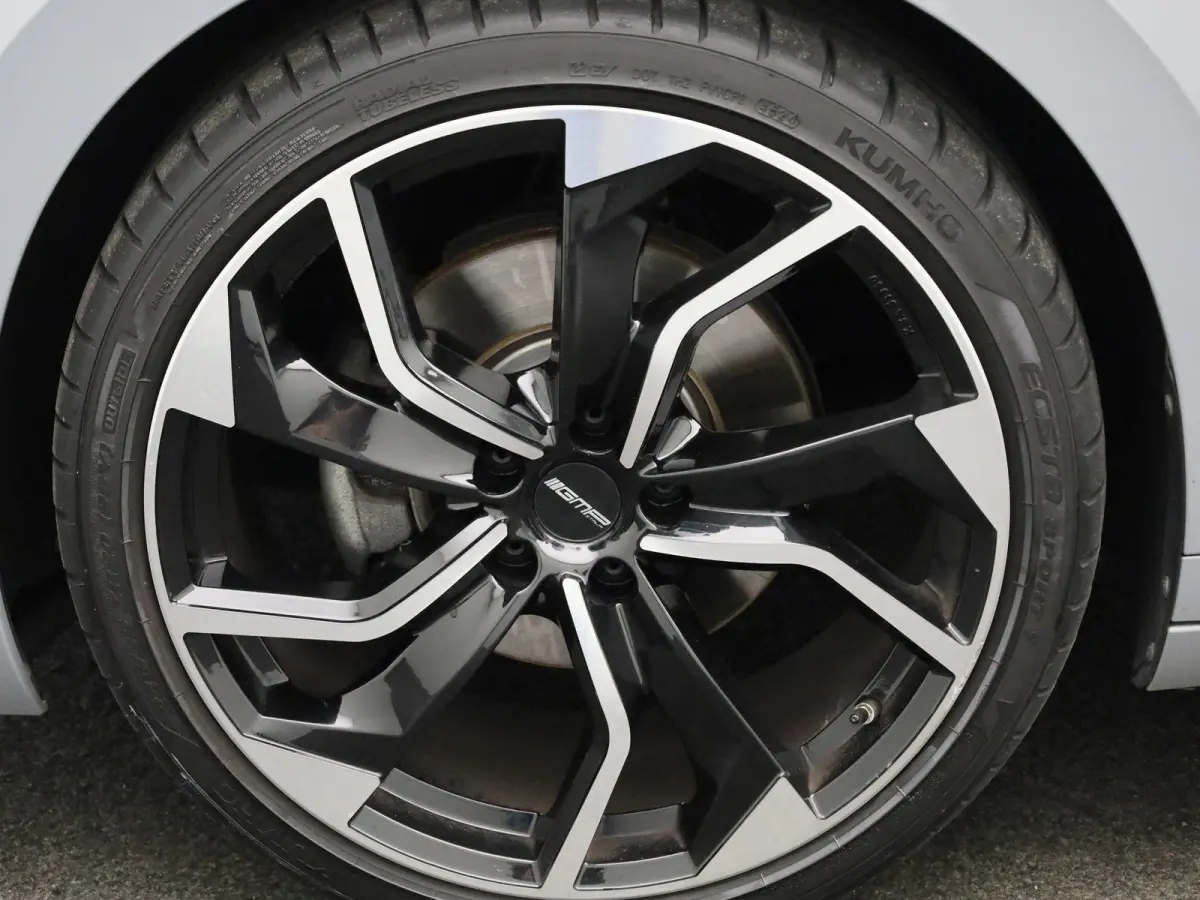 2.0 TSI R-Line Business+ 190 PK < Automaat | R-line exterieur | R-line interieur | Navigatie | Apple Carplay | Android Auto | Panoramadak | Schuifdak | LED Matrix | Lichtmetalen velgen | Cli