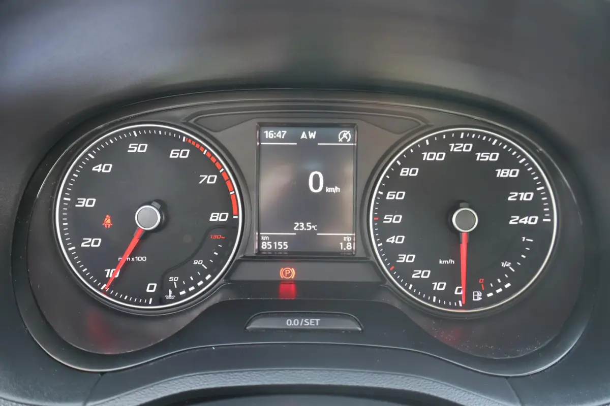 1.0 EcoTSI Style Connect Volledig Dealer Onderh | NAP | Carplay | Navi | Cruise | LMV | LED | Hill-Hold | Start/Stop | PDC Achter