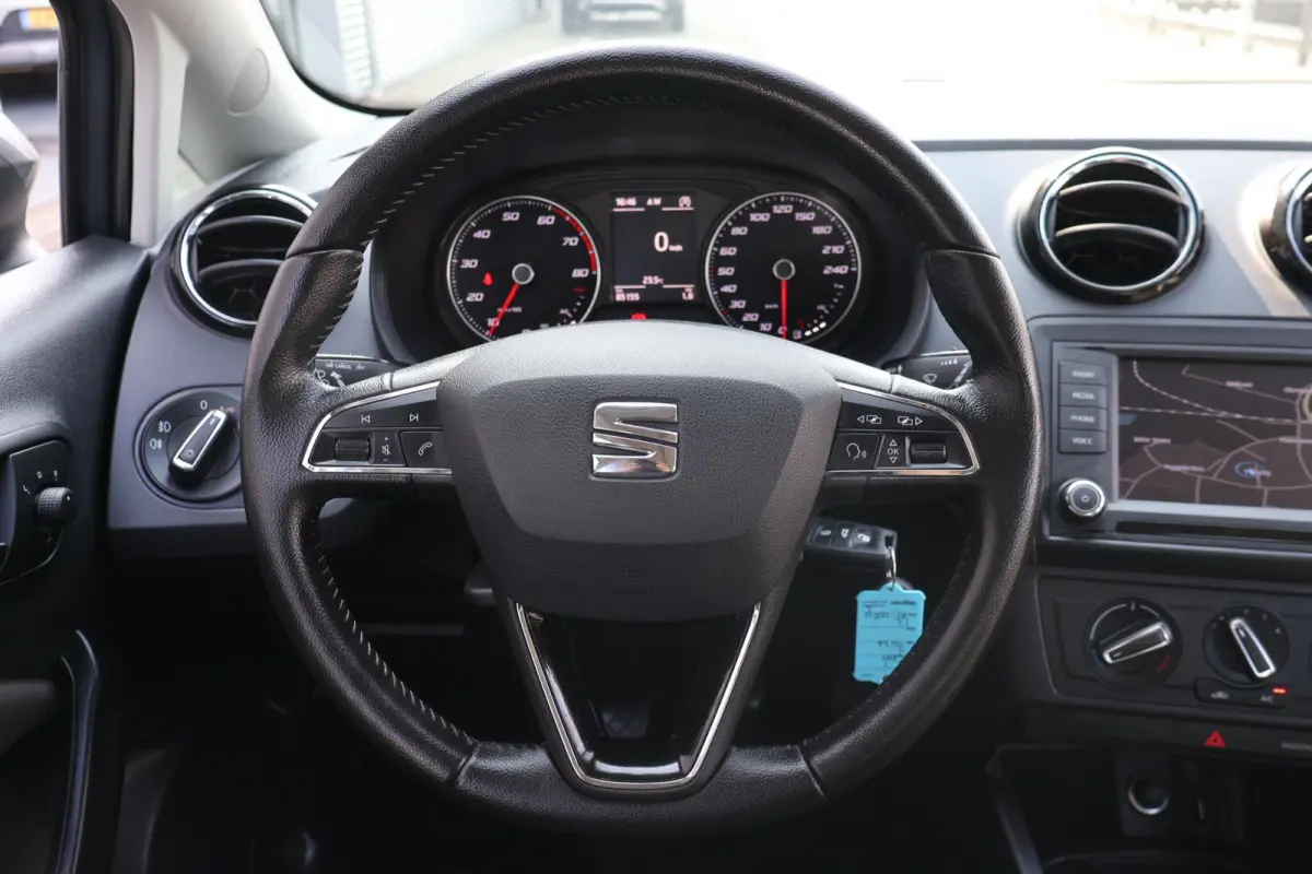 1.0 EcoTSI Style Connect Volledig Dealer Onderh | NAP | Carplay | Navi | Cruise | LMV | LED | Hill-Hold | Start/Stop | PDC Achter