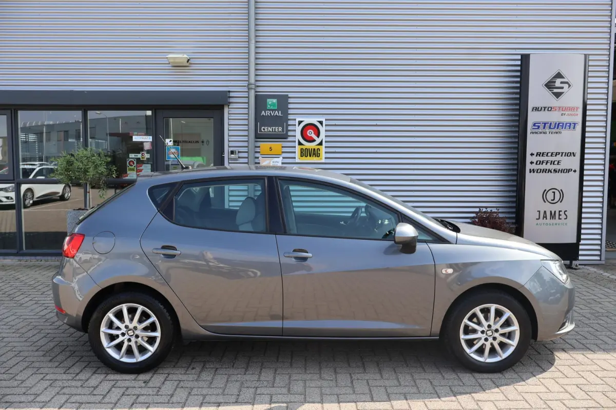 1.0 EcoTSI Style Connect Volledig Dealer Onderh | NAP | Carplay | Navi | Cruise | LMV | LED | Hill-Hold | Start/Stop | PDC Achter