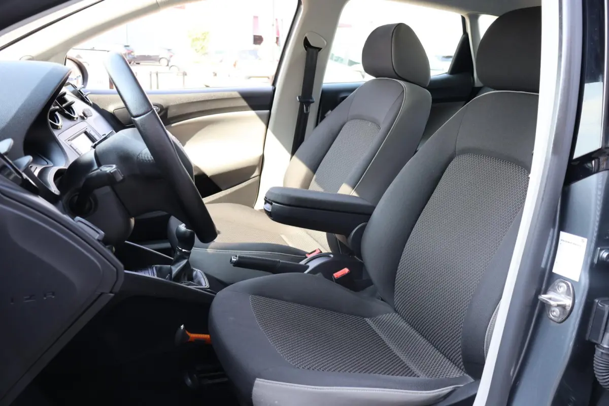 1.0 EcoTSI Style Connect Volledig Dealer Onderh | NAP | Carplay | Navi | Cruise | LMV | LED | Hill-Hold | Start/Stop | PDC Achter