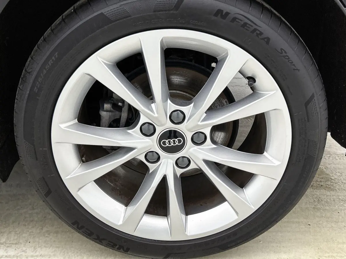 40 TFSI e S edition 204 PK | S-line | Automaat | Camera | Adaptive Cruise Control | Climate Control | Stoelverwarming | Virtual Cockpit | LED Matrix | Lichtmetalen velgen | Privacy glass |
