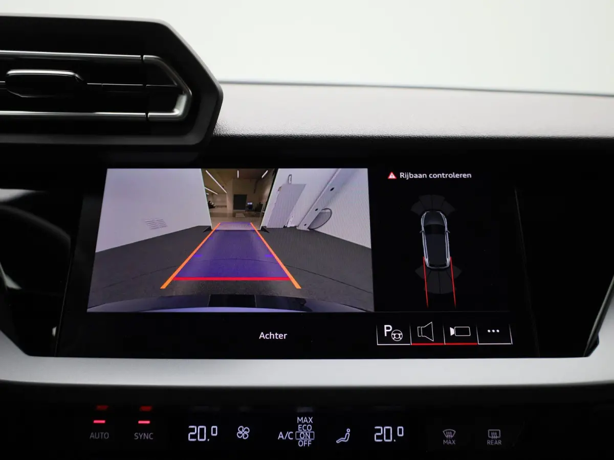 40 TFSI e Advanced edition 204 pk | Automaat | Navigatie | Smartphone interface | Climate Control | Stoelverwarming | Lichtmetalen velgen |