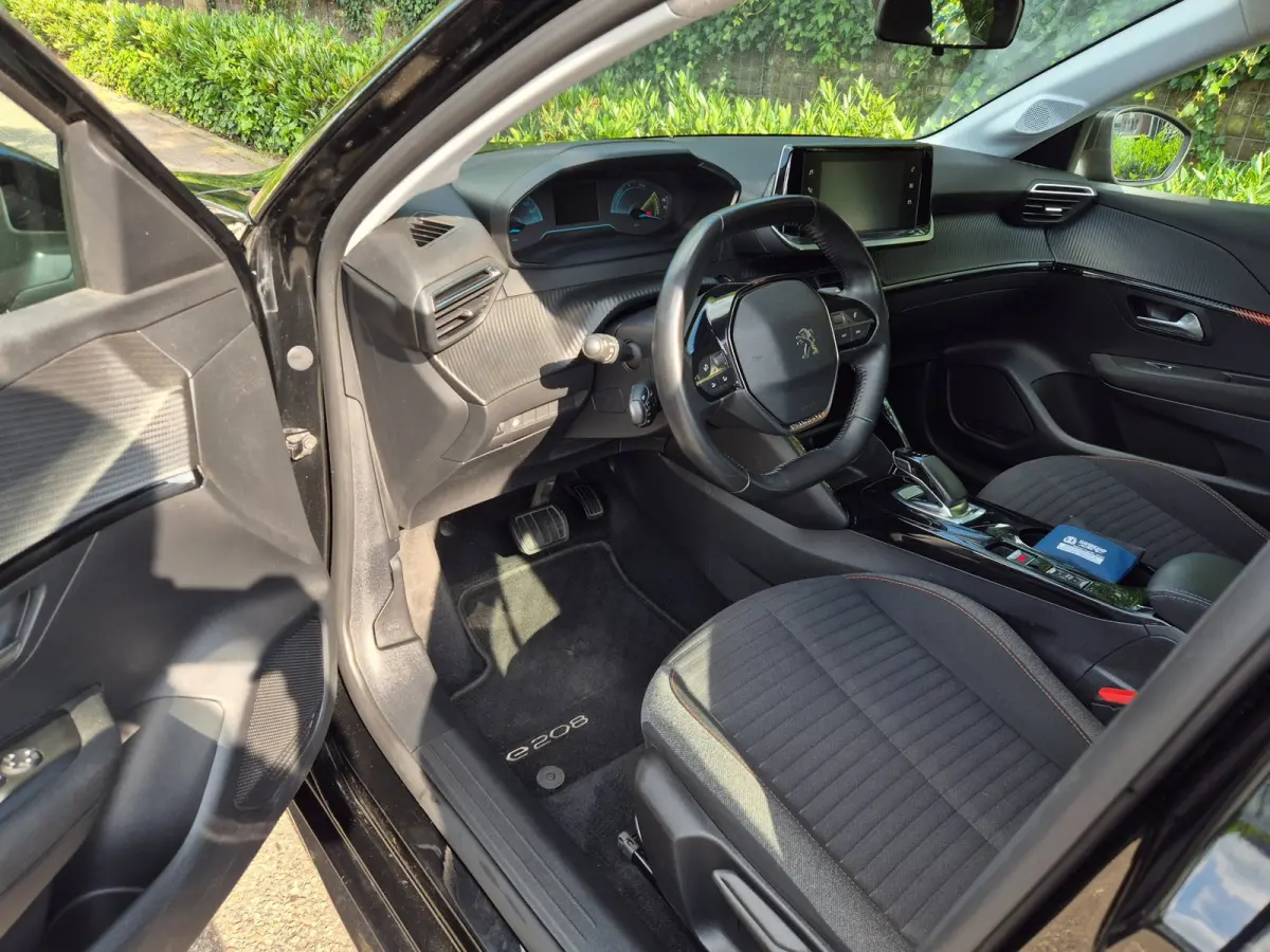 Ev Active 50 kWh 97% SOH CarPlay Cruise Control LED Technologie EV Active 50 kWh