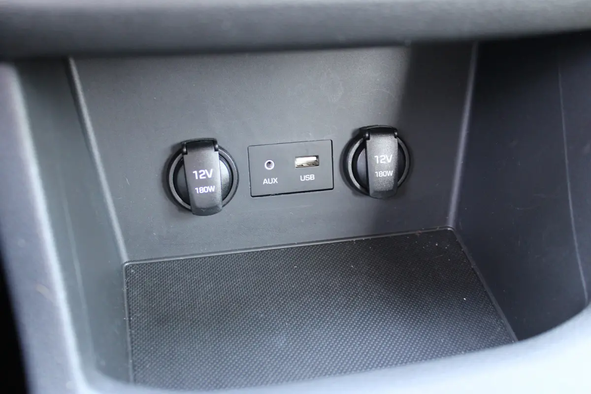 1.0 T-GDI Comfort | Achteruitrijcamera | Airco (automatisch) | Navigatiesysteem full map