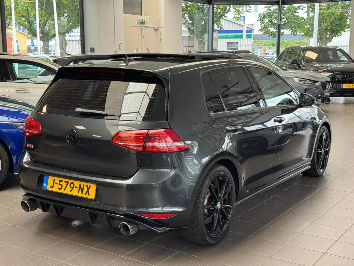 2.0 TSI GTI / pano / Keyless /