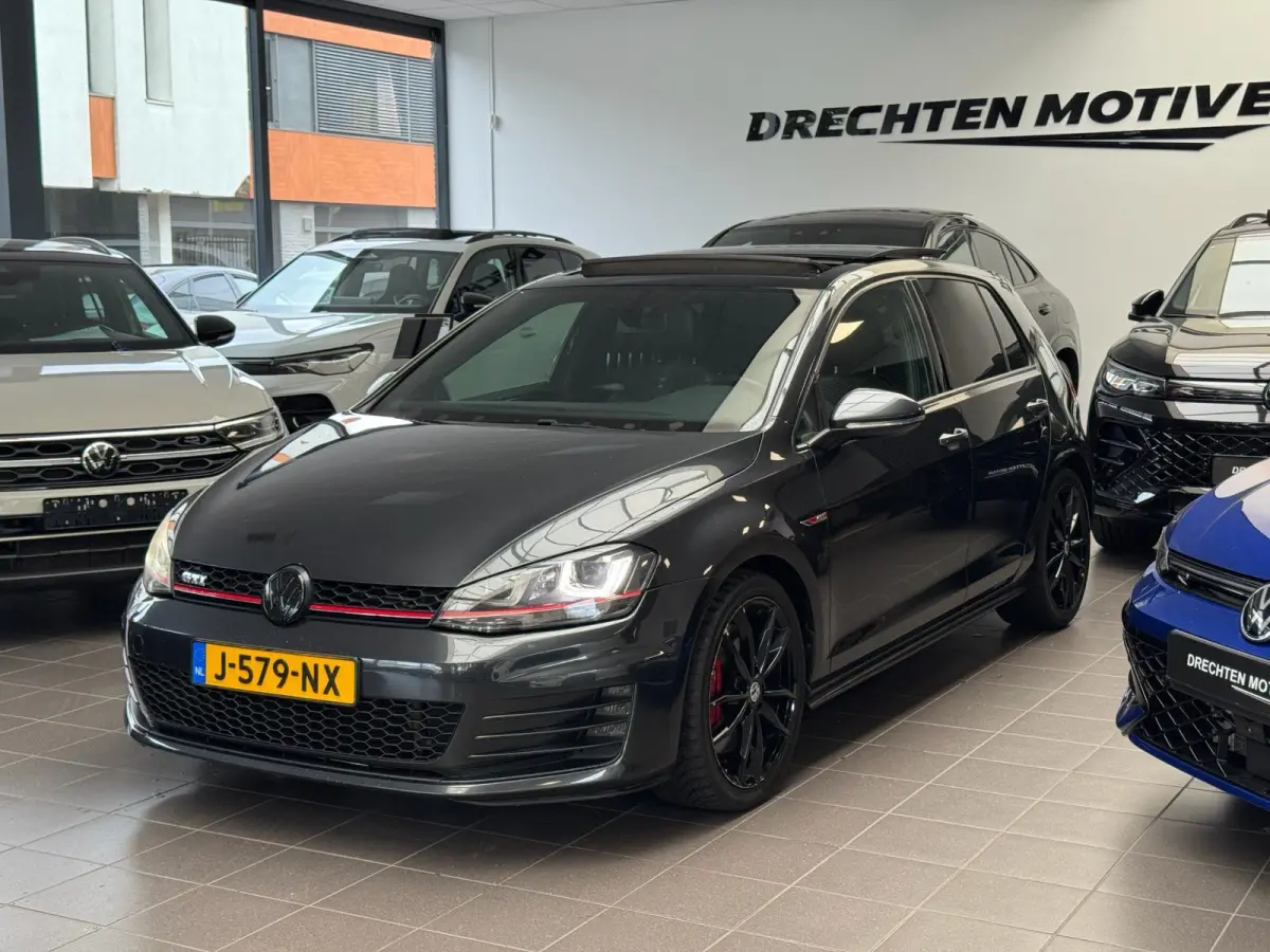 2.0 TSI GTI / pano / Keyless /
