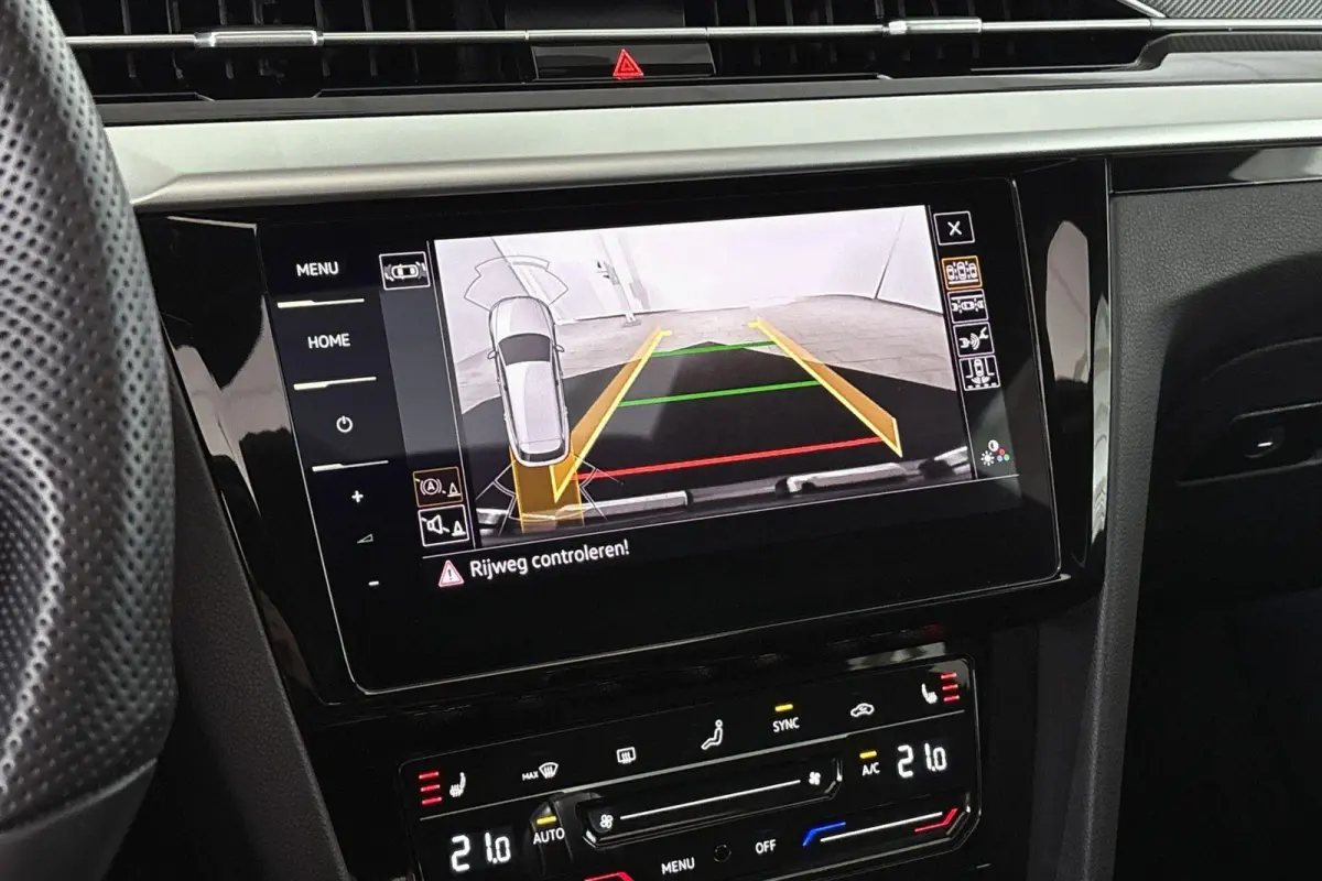 1.4 TSI eHybrid R-Line Business+ SOH 97% Panoramadak Leder Stoelverwarming