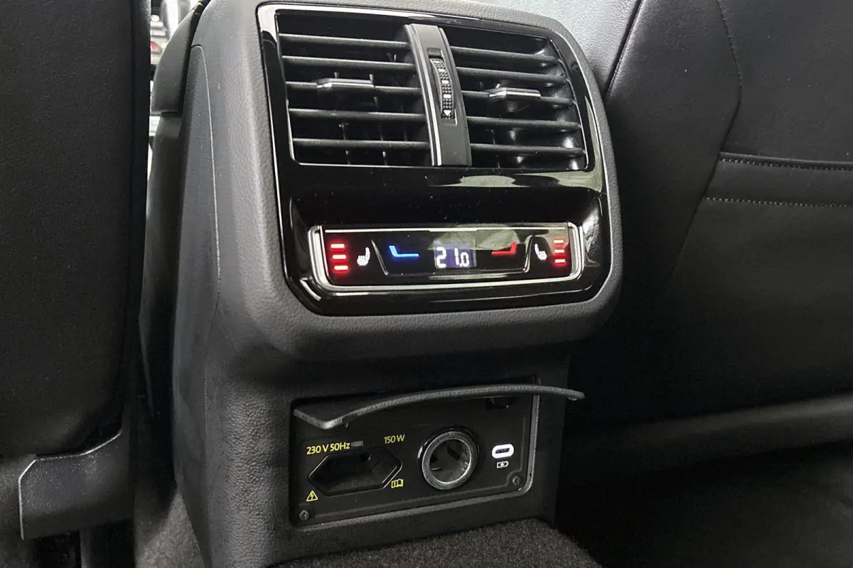 1.4 TSI eHybrid R-Line Business+ SOH 97% Panoramadak Leder Stoelverwarming
