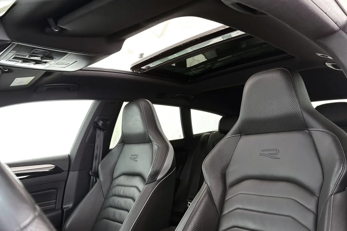 1.4 TSI eHybrid R-Line Business+ SOH 97% Panoramadak Leder Stoelverwarming