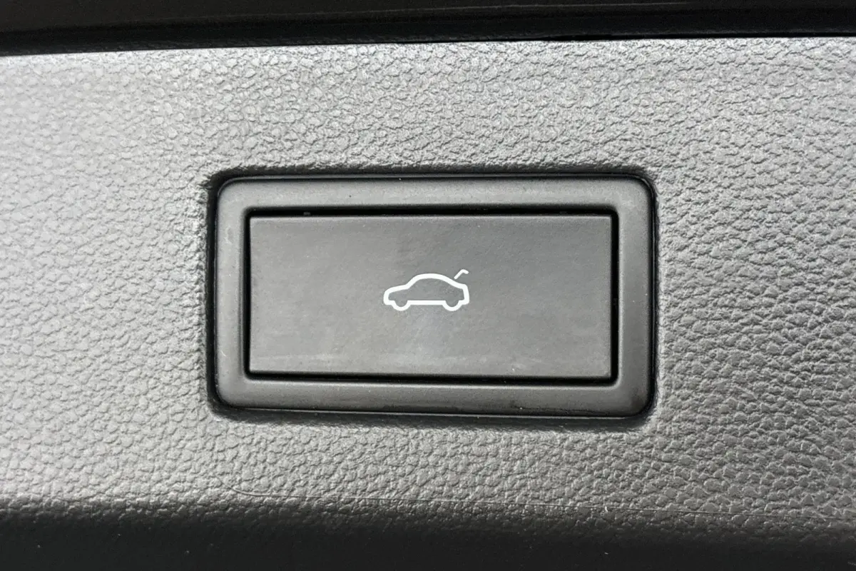 1.4 TSI eHybrid R-Line Business+ SOH 97% Panoramadak Leder Stoelverwarming