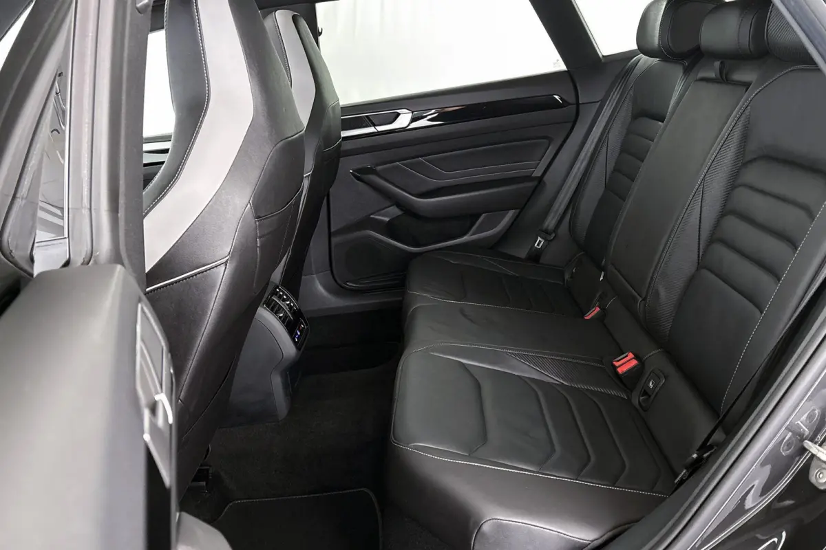 1.4 TSI eHybrid R-Line Business+ SOH 97% Panoramadak Leder Stoelverwarming