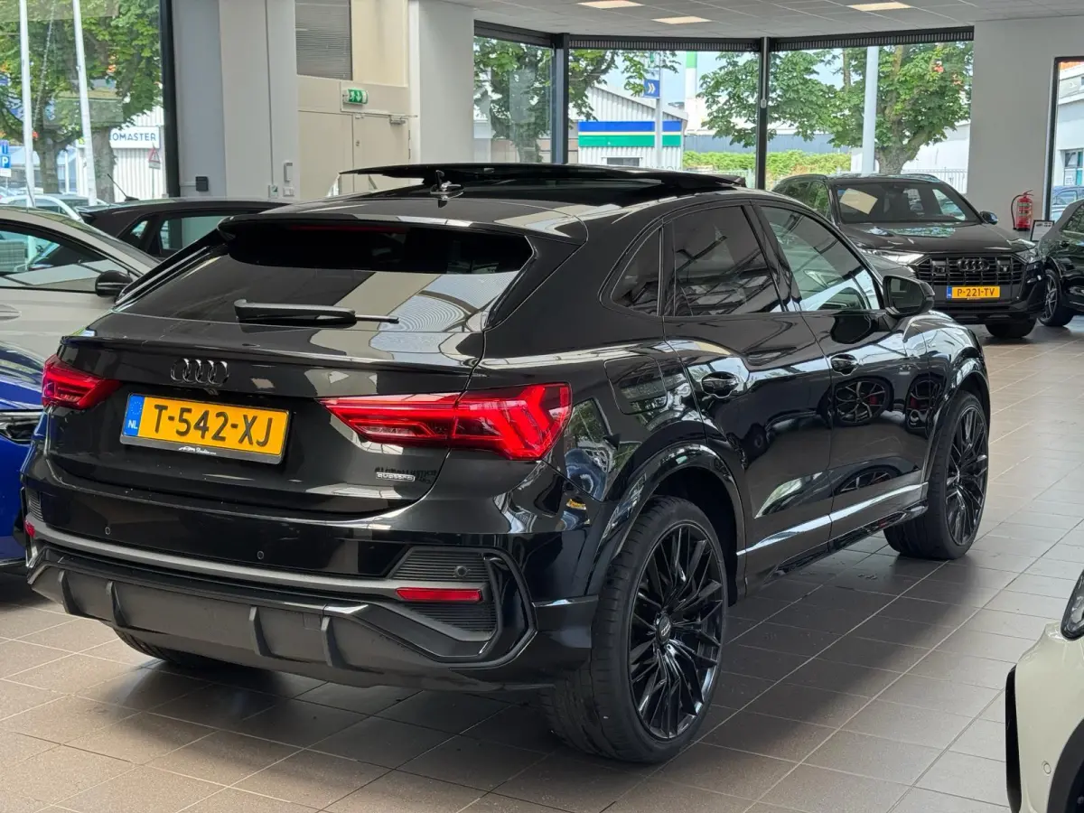 40 TFSI quattro S-line / Pano / Keyless / 360 cam