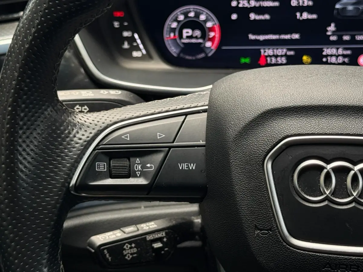 40 TFSI quattro S-line / Pano / Keyless / 360 cam