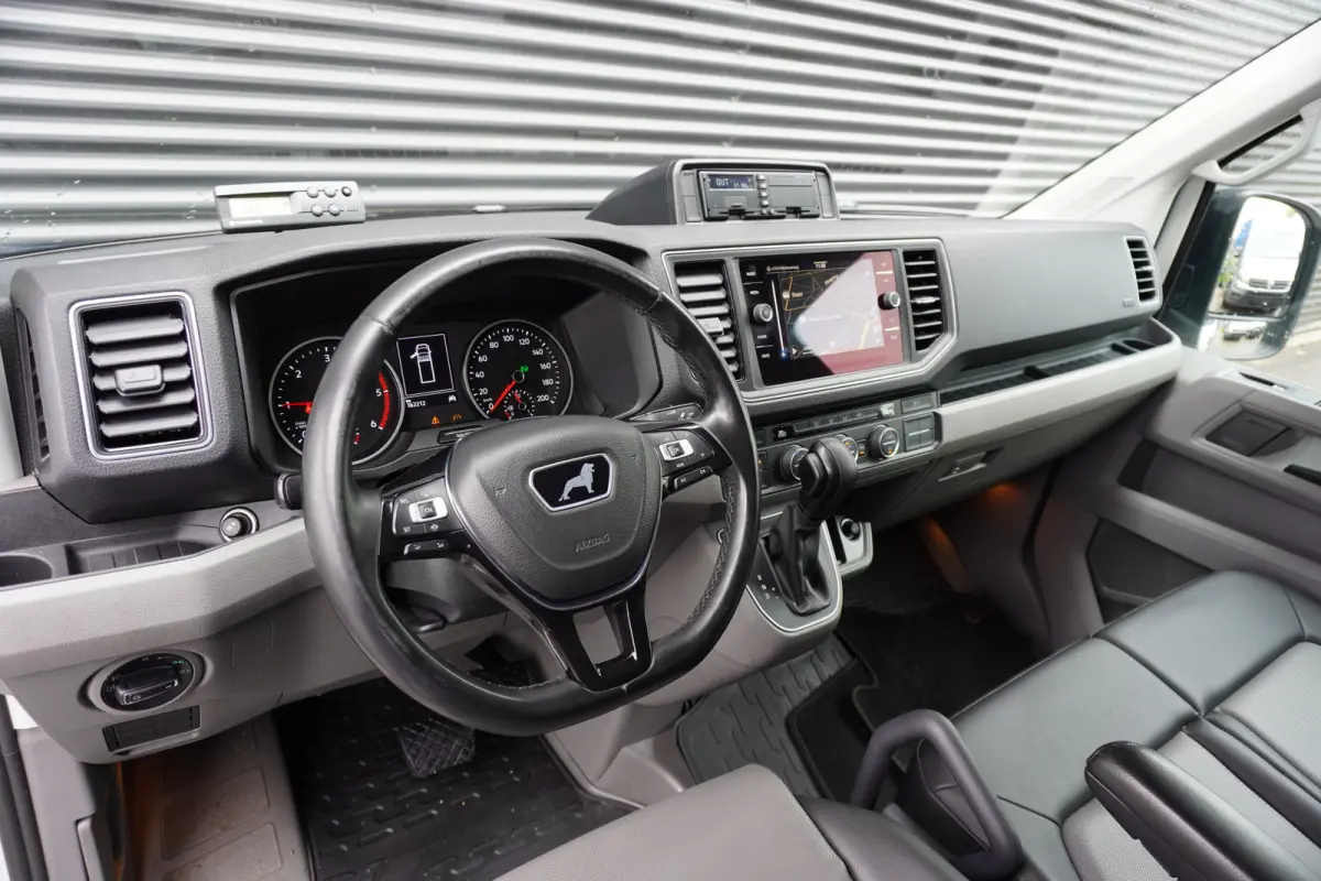 6.180 180pk Automaat 5500kg koelwagen Thermo King Vleeshaken Lift Luchtvering Apple Carplay Navigatie Camera