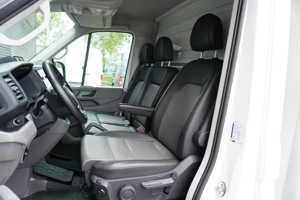 6.180 180pk Automaat 5500kg koelwagen Thermo King Vleeshaken Lift Luchtvering Apple Carplay Navigatie Camera